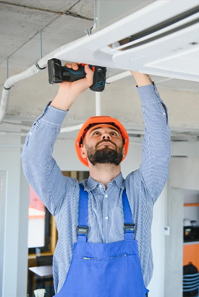 happy-male-technician